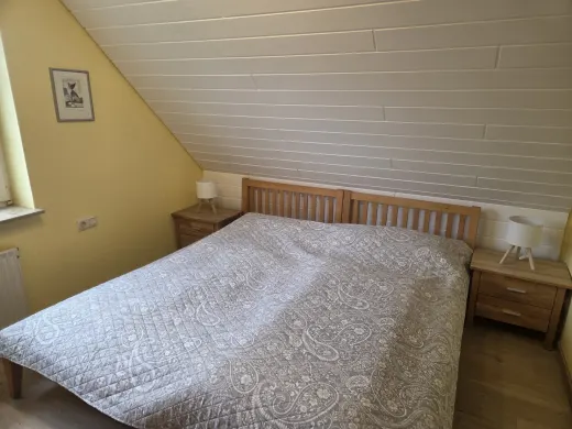 Schlafzimmer mit 2 Einzelbetten